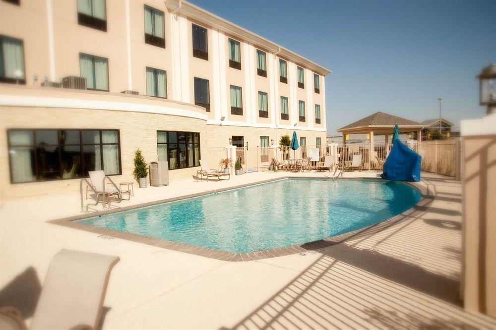Holiday Inn Express And Suites Schulenburg By Ihg מראה חיצוני תמונה