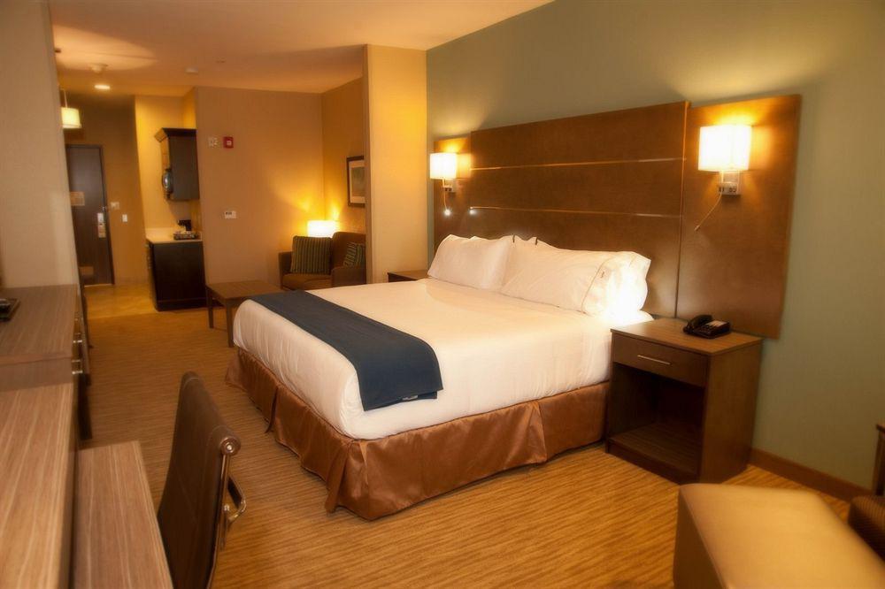 Holiday Inn Express And Suites Schulenburg By Ihg מראה חיצוני תמונה